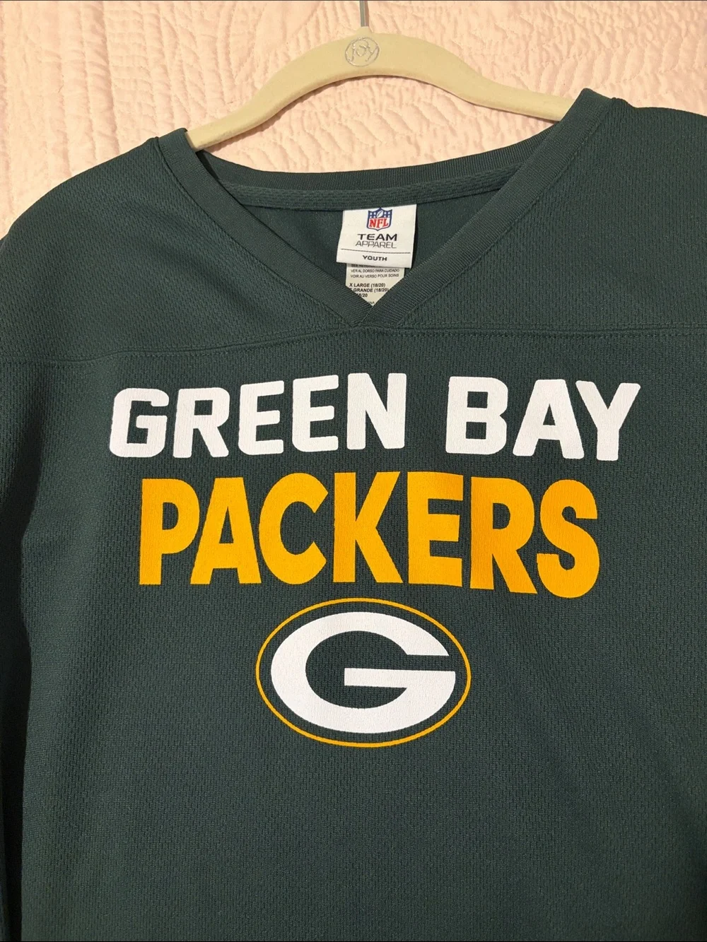 NFL Team Apparel Green Bay Packers football XL 18-20 youth mesh shirt v neck tee